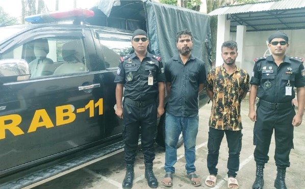 কুমিল্লায় হত্যা মামলার ২ আসামীকে গ্রেফতার করেছে র‌্যাব